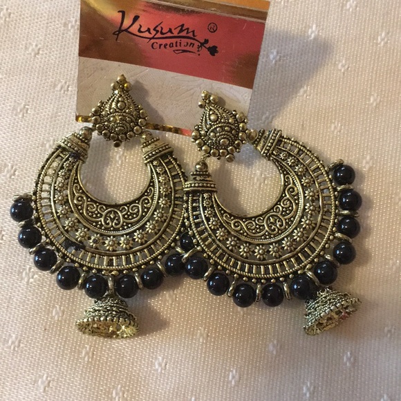 Earring set - Picture 2 of 3